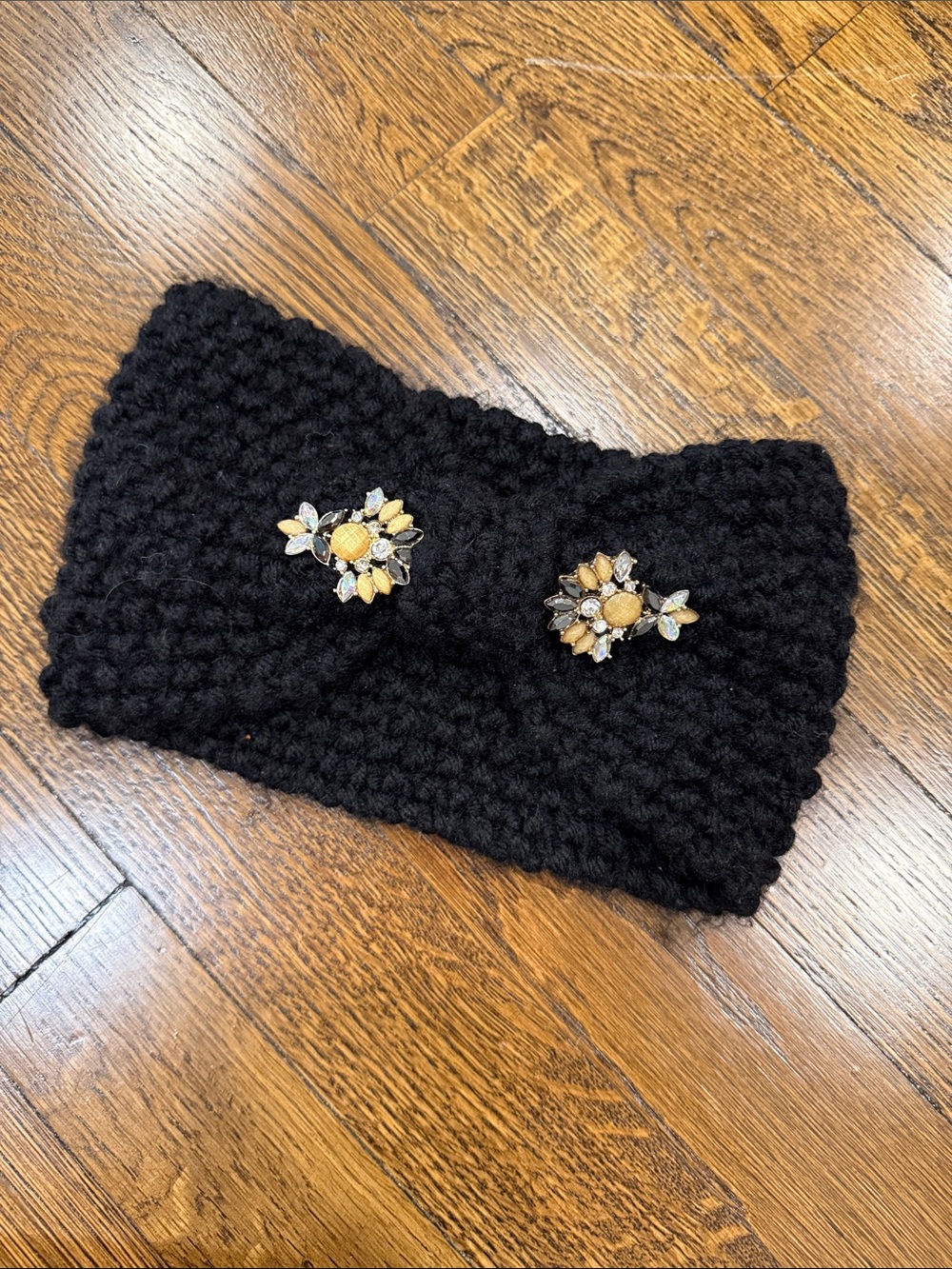 Embellished winter band